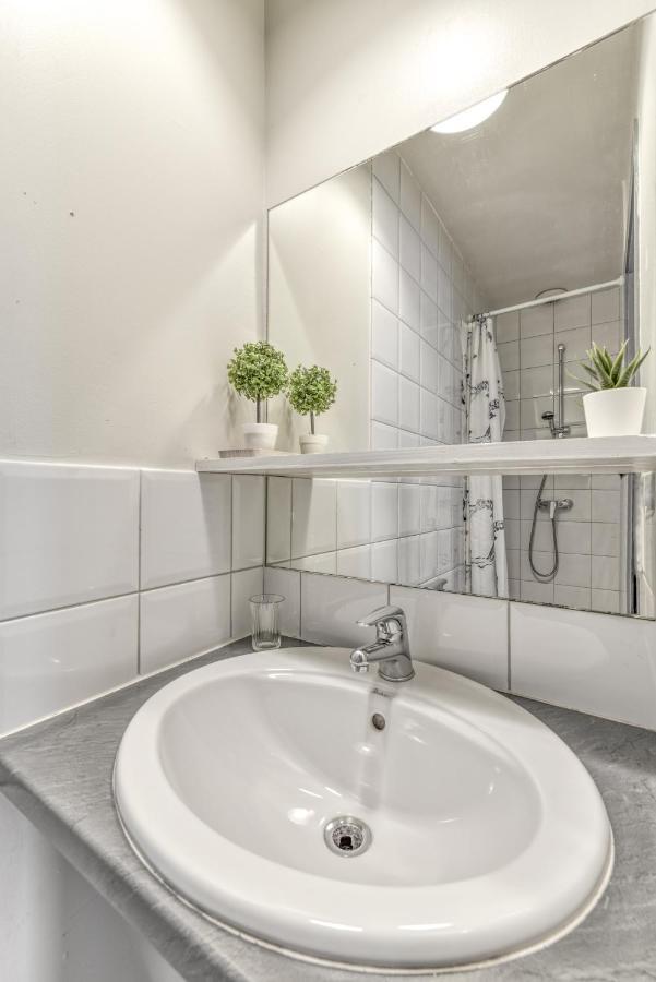 L'Escapade - Parking Gratuit - Wifi - Climatisation - Proche Cite - Tout Equipee Carcassonne Eksteriør billede